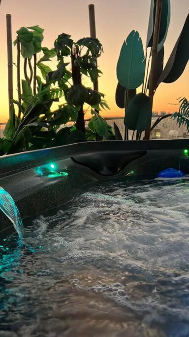 3 Br Penthouse Jacuzzi Seaview