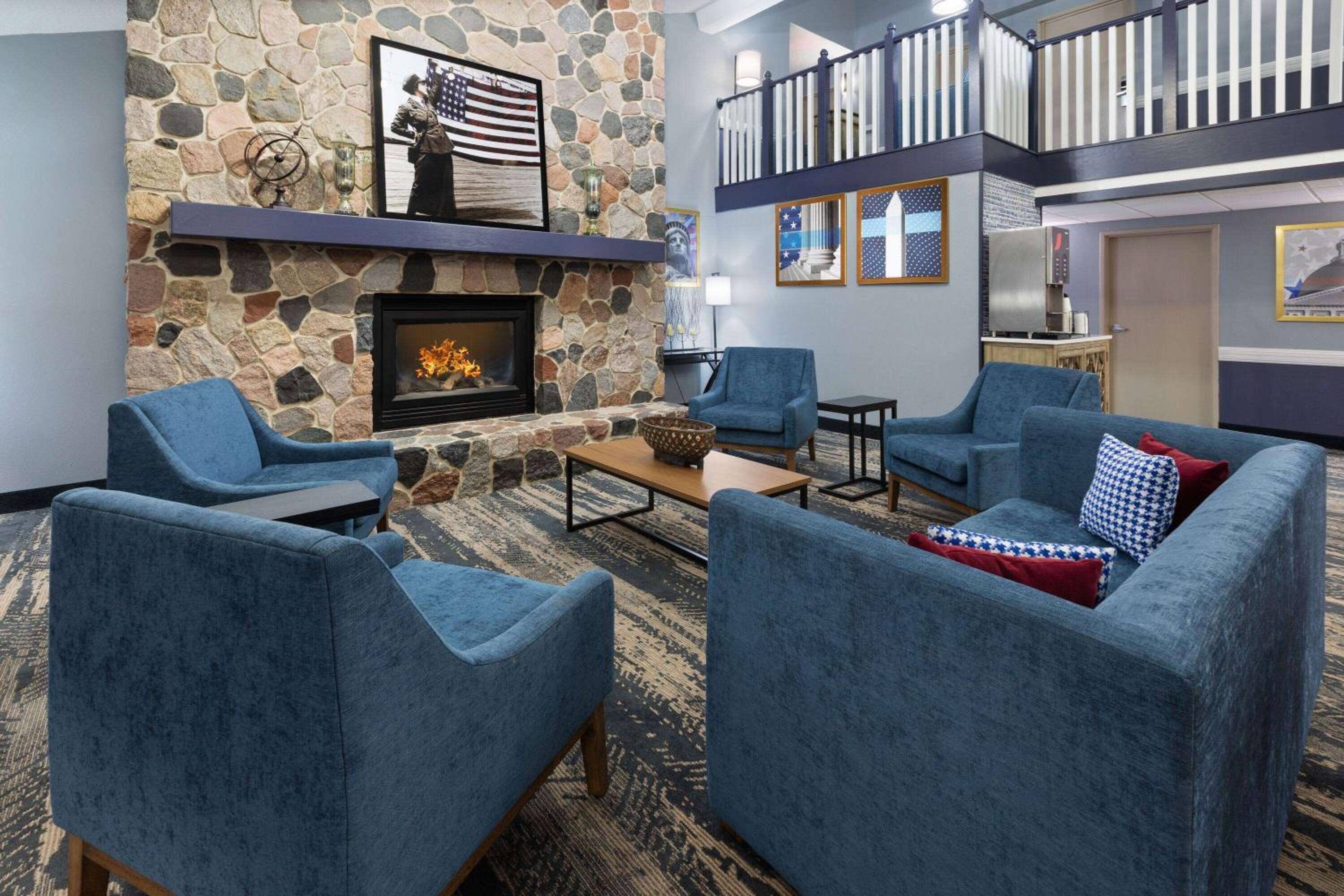 AmericInn by Wyndham North Branch