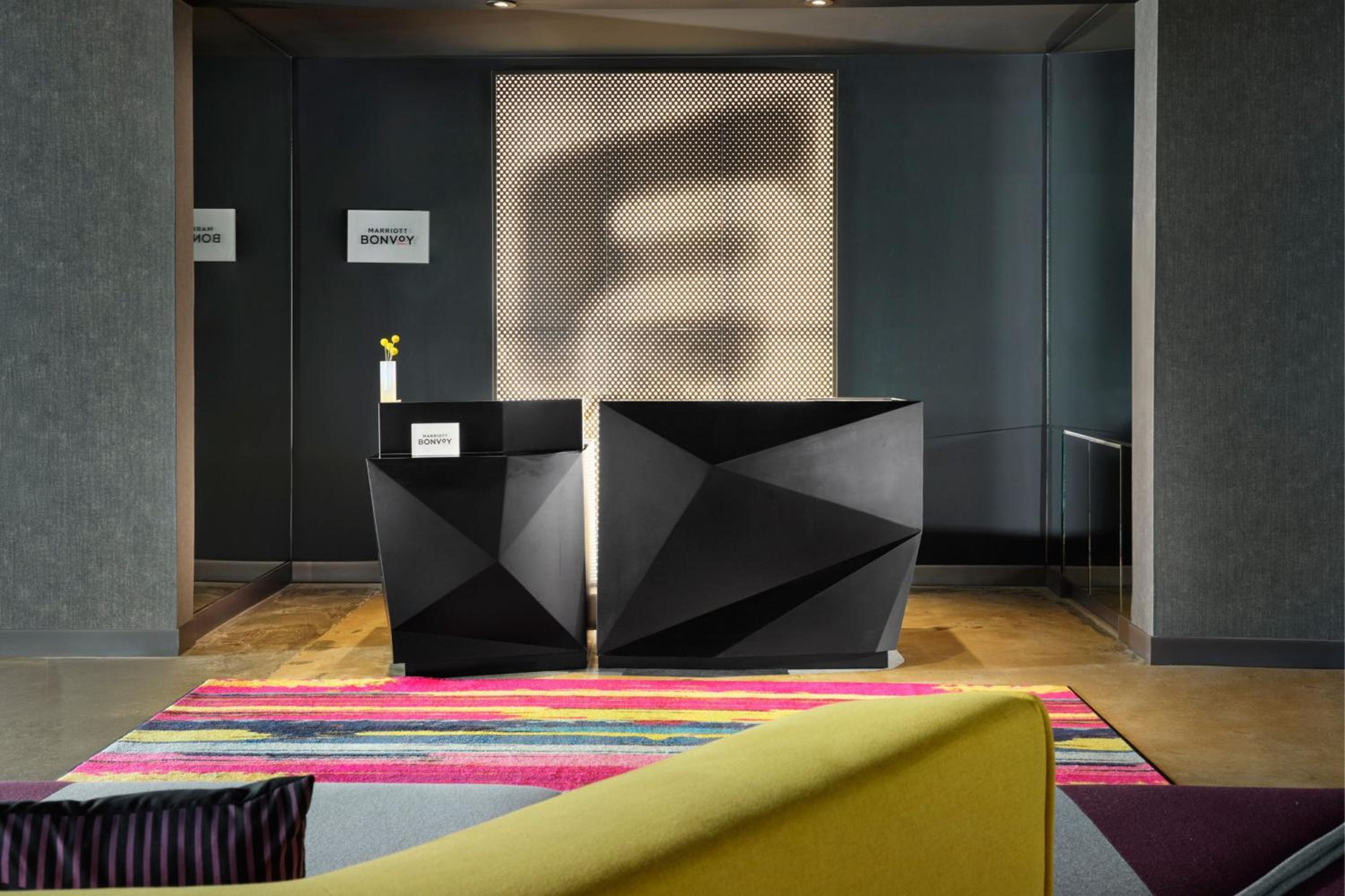 Aloft by Marriott Waukee view 5
