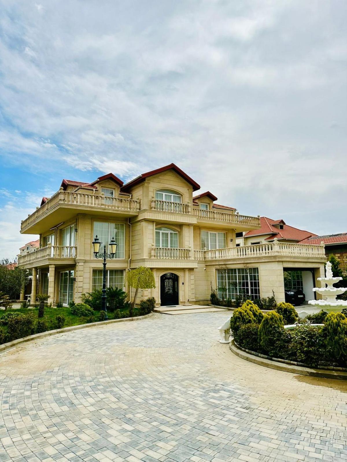 Luxury Villas at Sea Breeze Resort