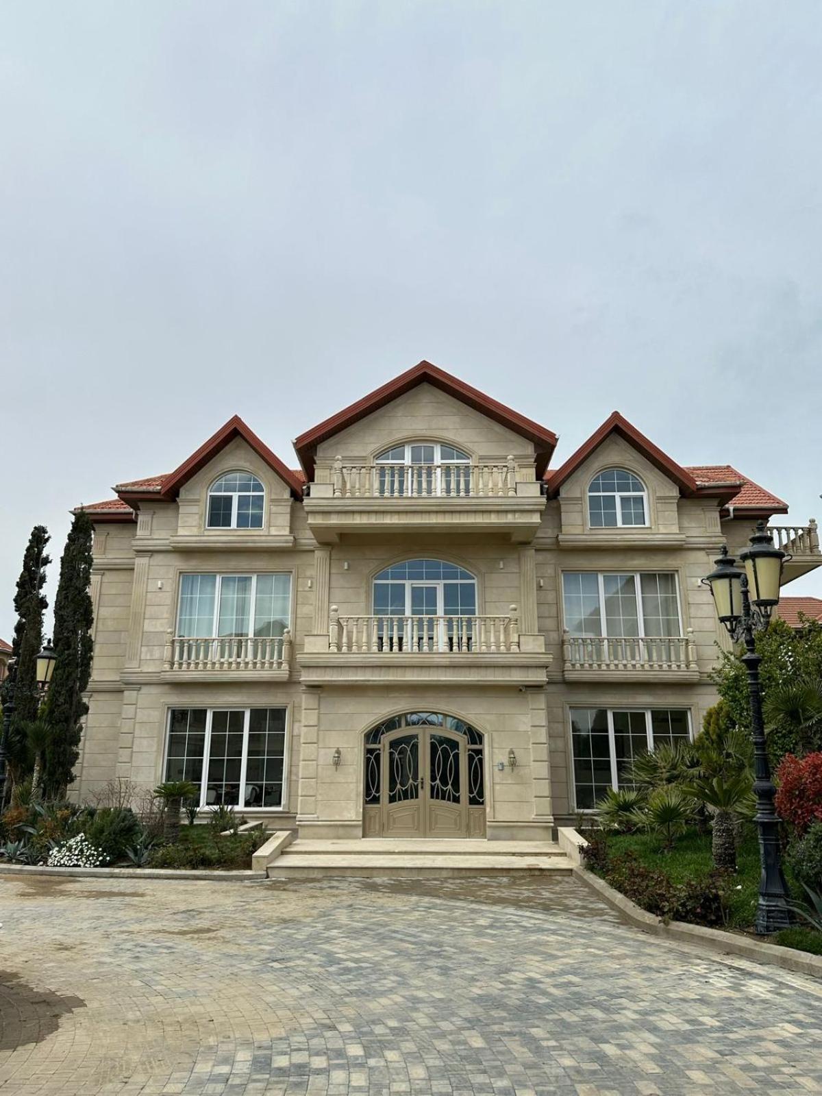 Luxury Villas at Sea Breeze Resort
