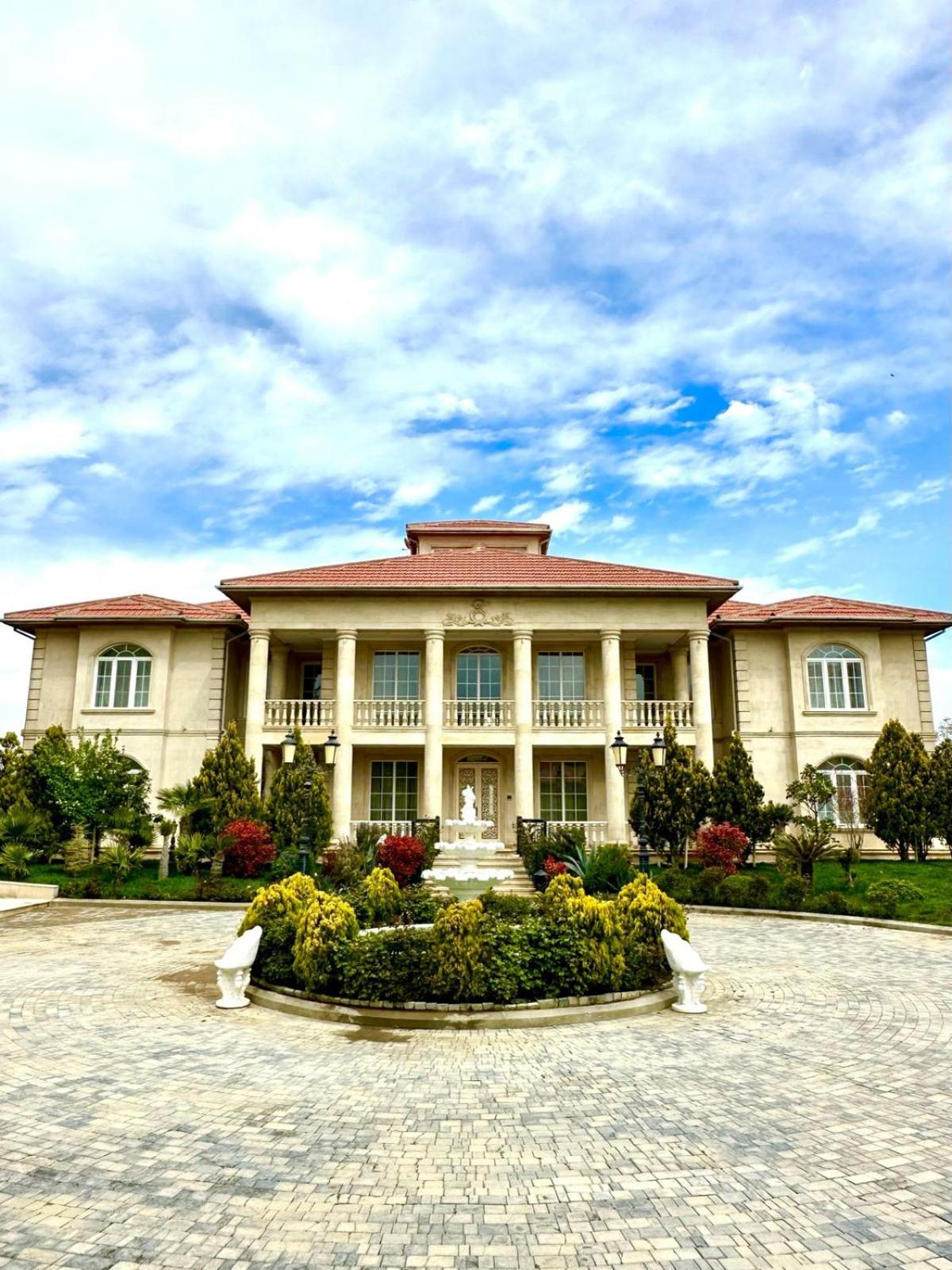 Luxury Villas at Sea Breeze Resort