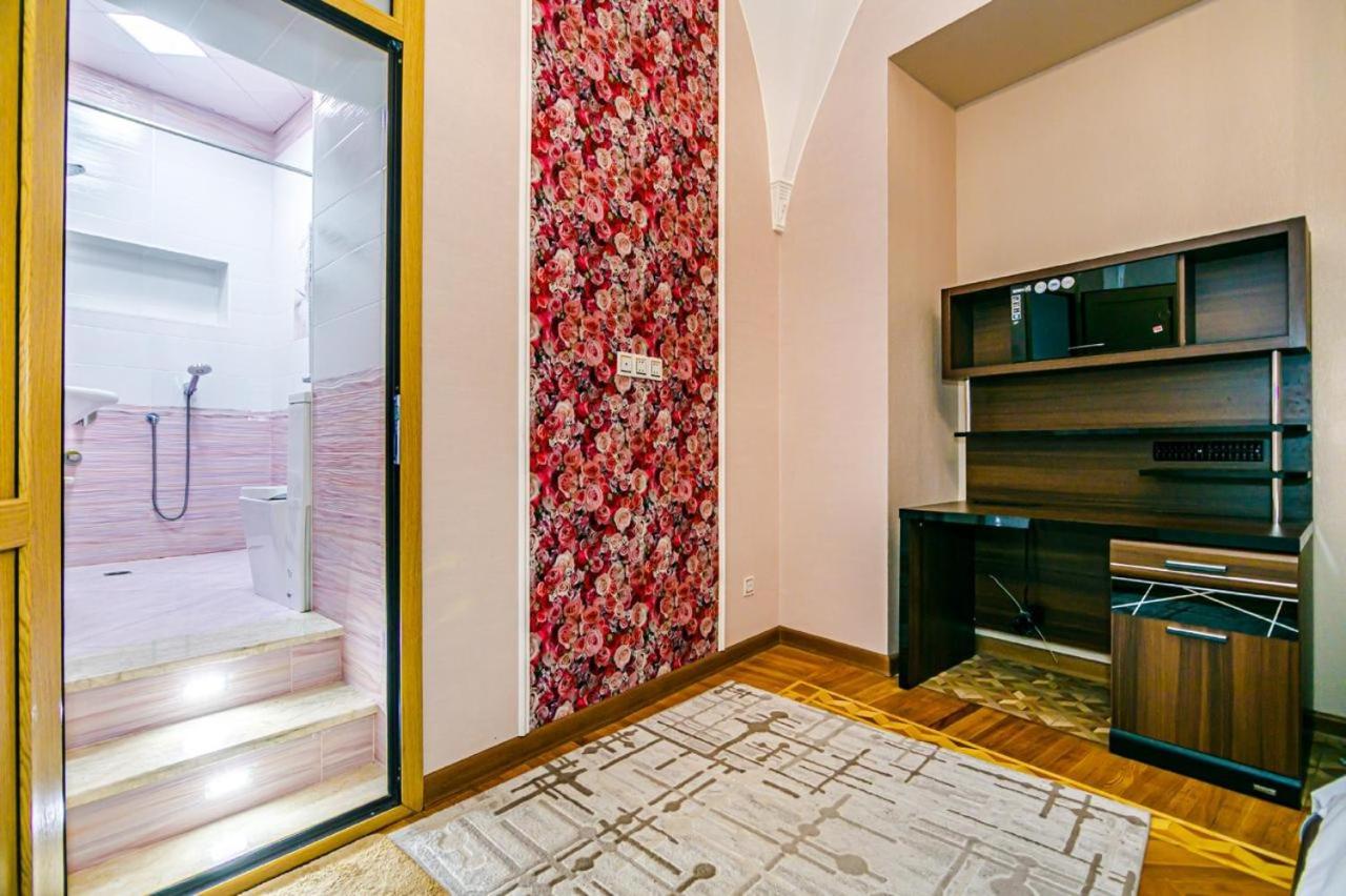 Nizami Three Bedroom