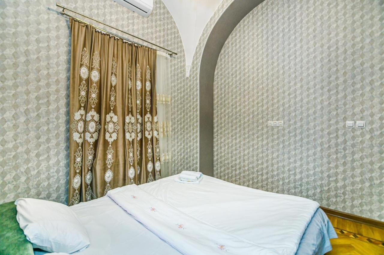 Nizami Three Bedroom