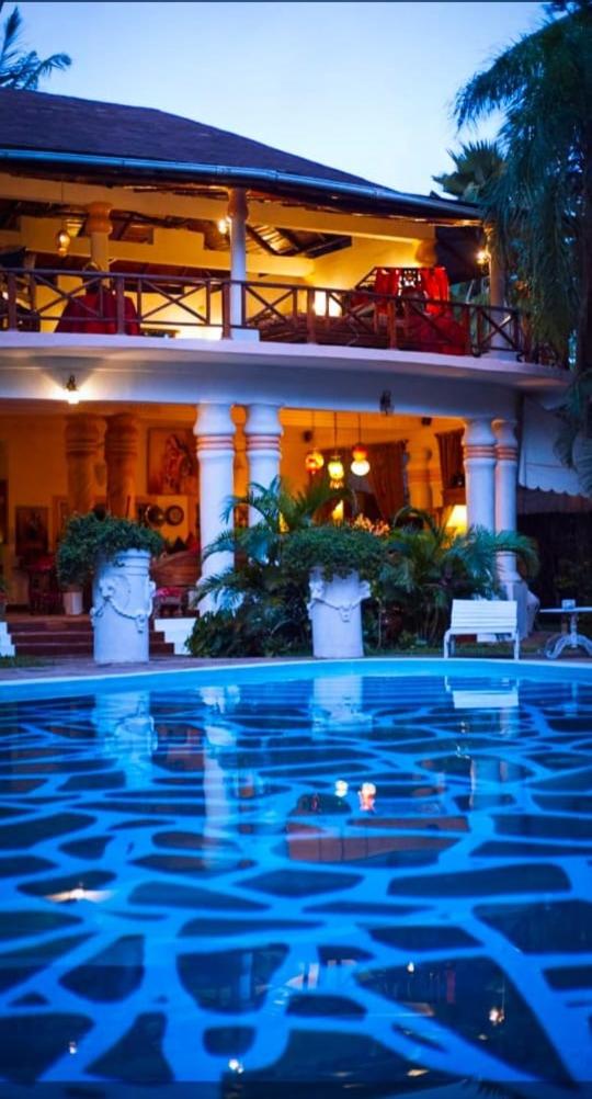 African House Resort