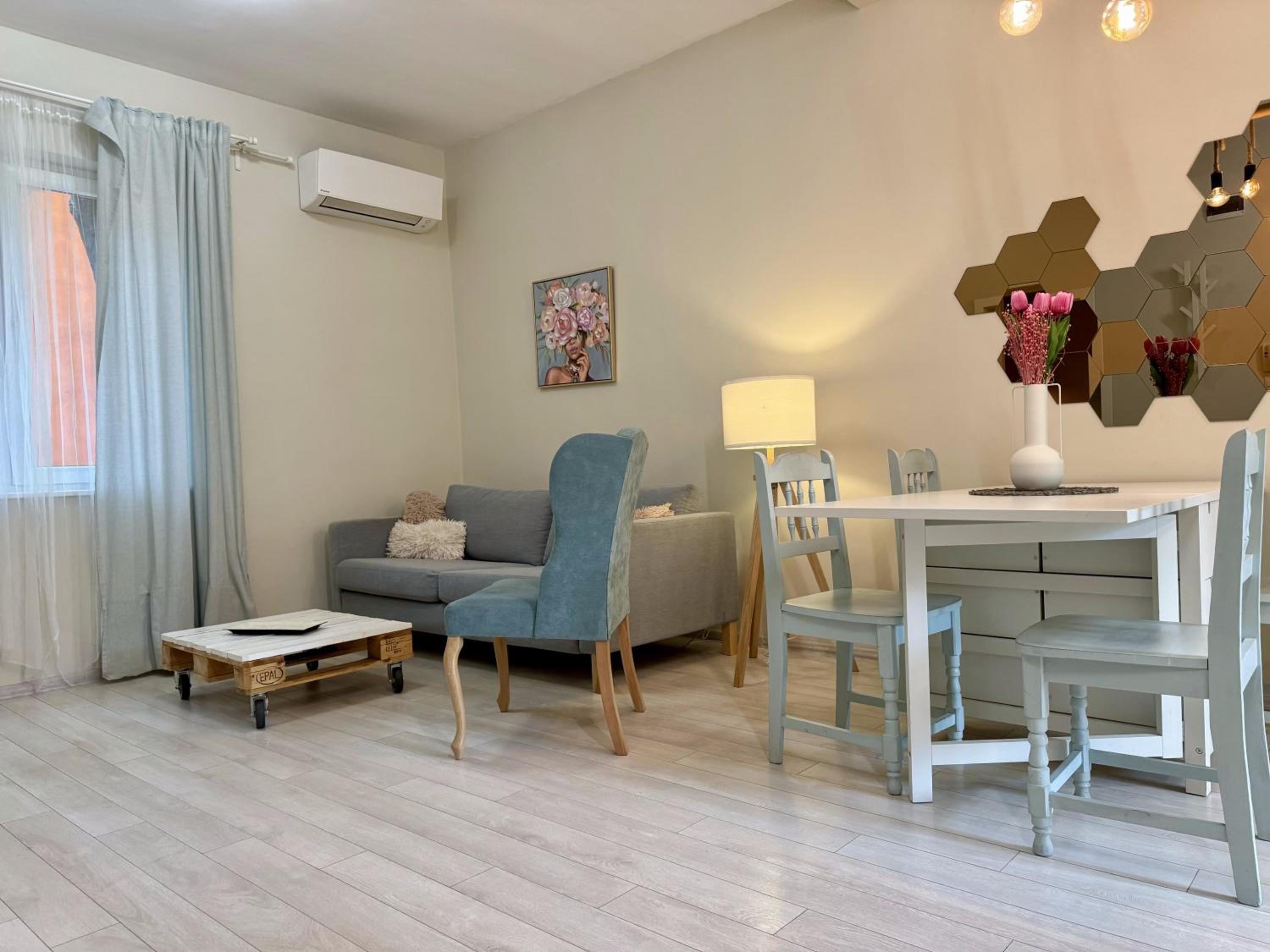 Sofia center - VisionZ apartment