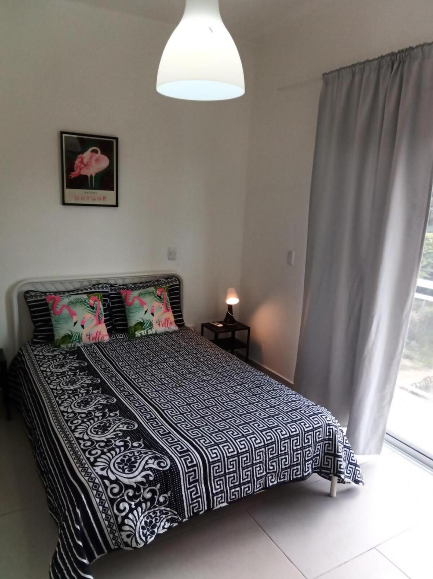 Villa Tamara Sleeps 8 with Pool