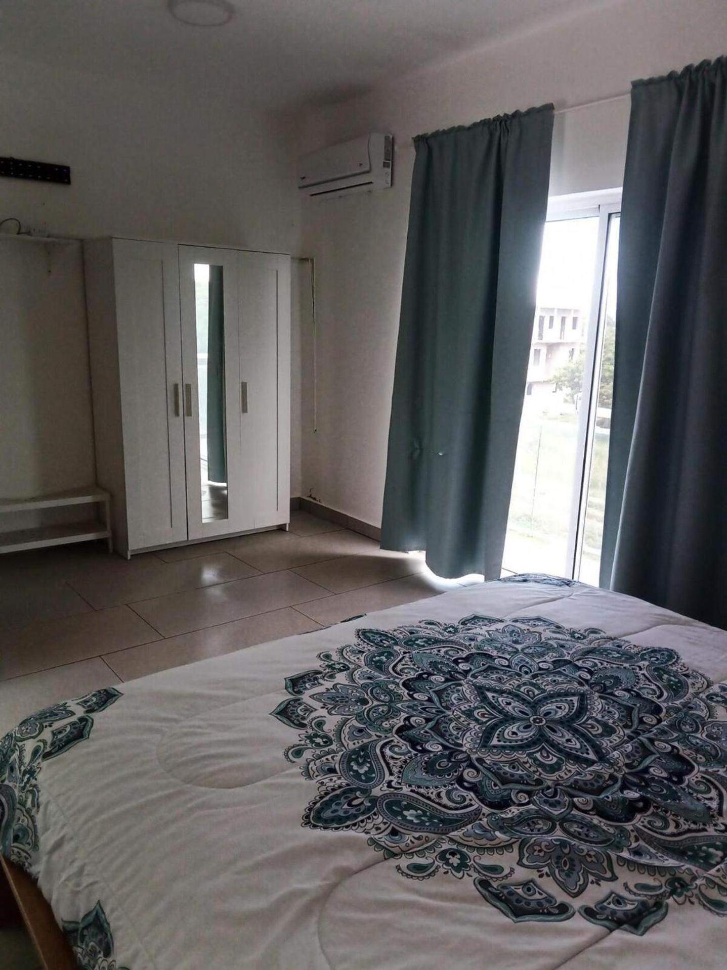 Villa Tamara Sleeps 8 with Pool