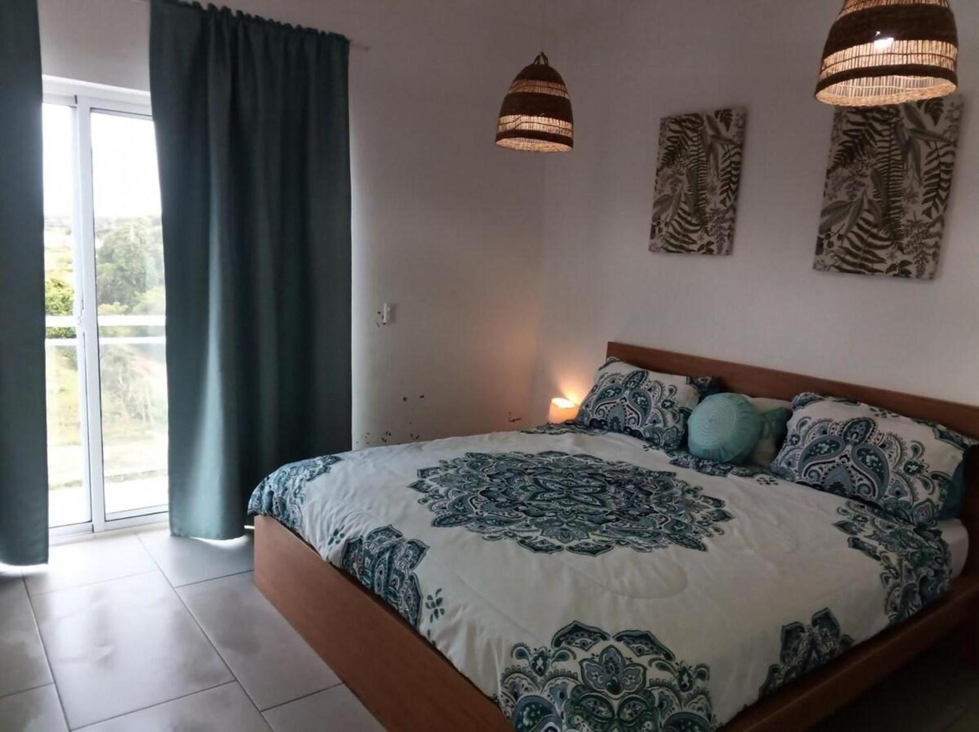 Villa Tamara Sleeps 8 with Pool