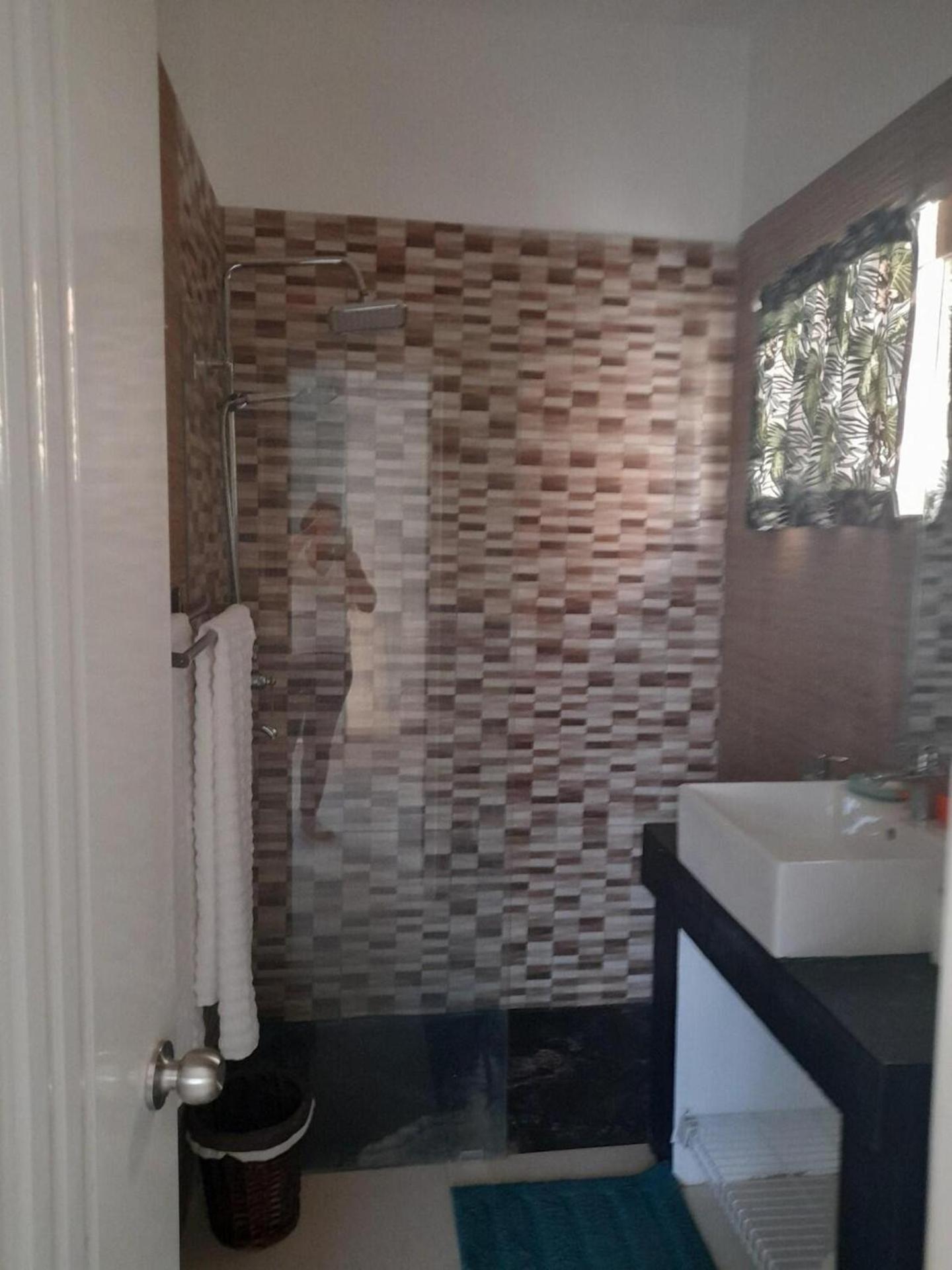 Villa Tamara Sleeps 8 with Pool