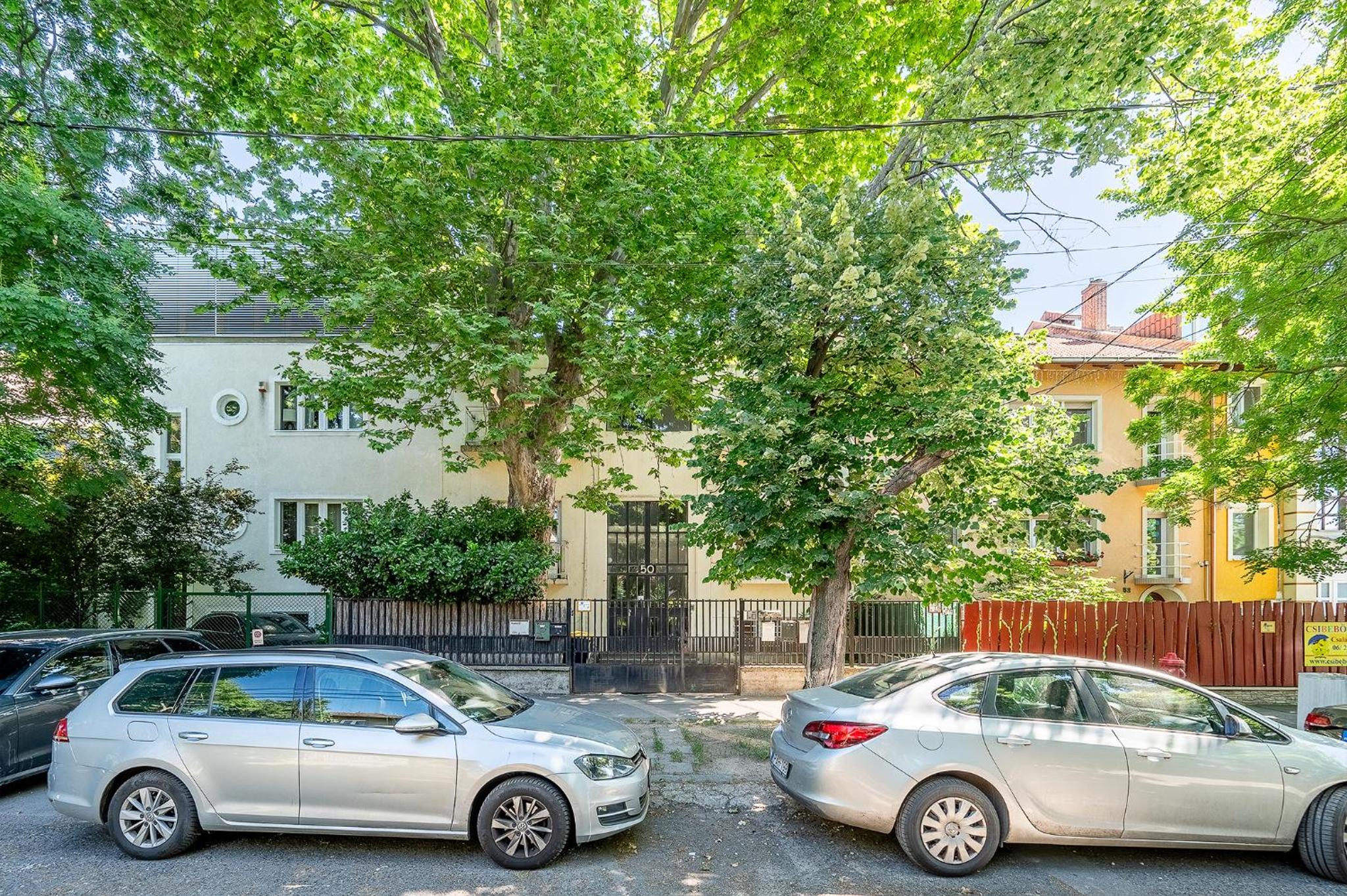Bambusz Apartman with parking
