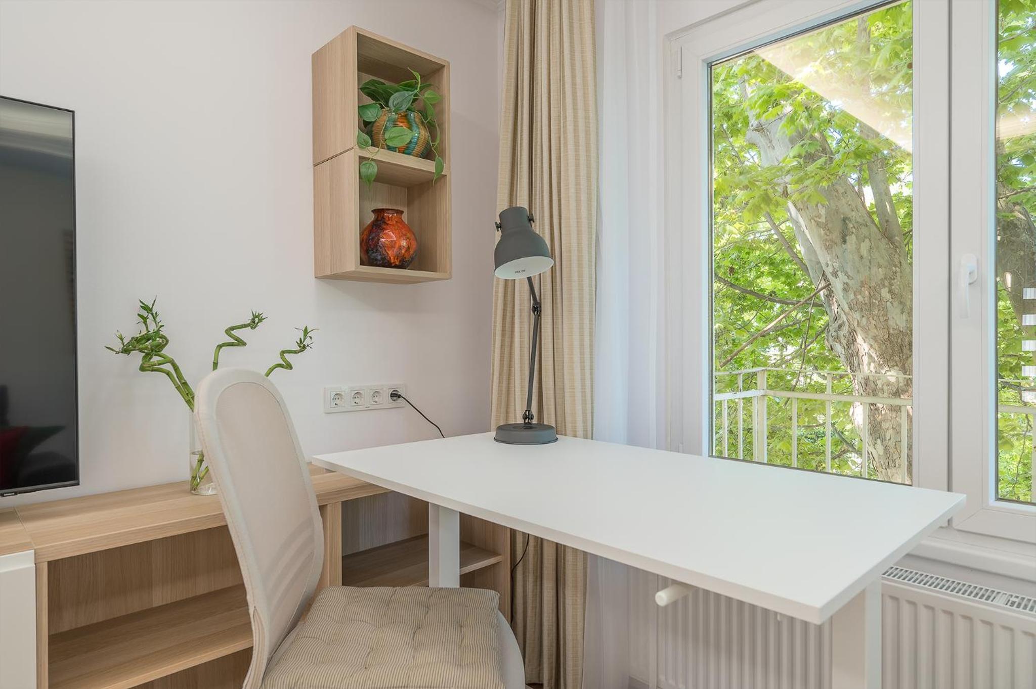 Bambusz Apartman with parking