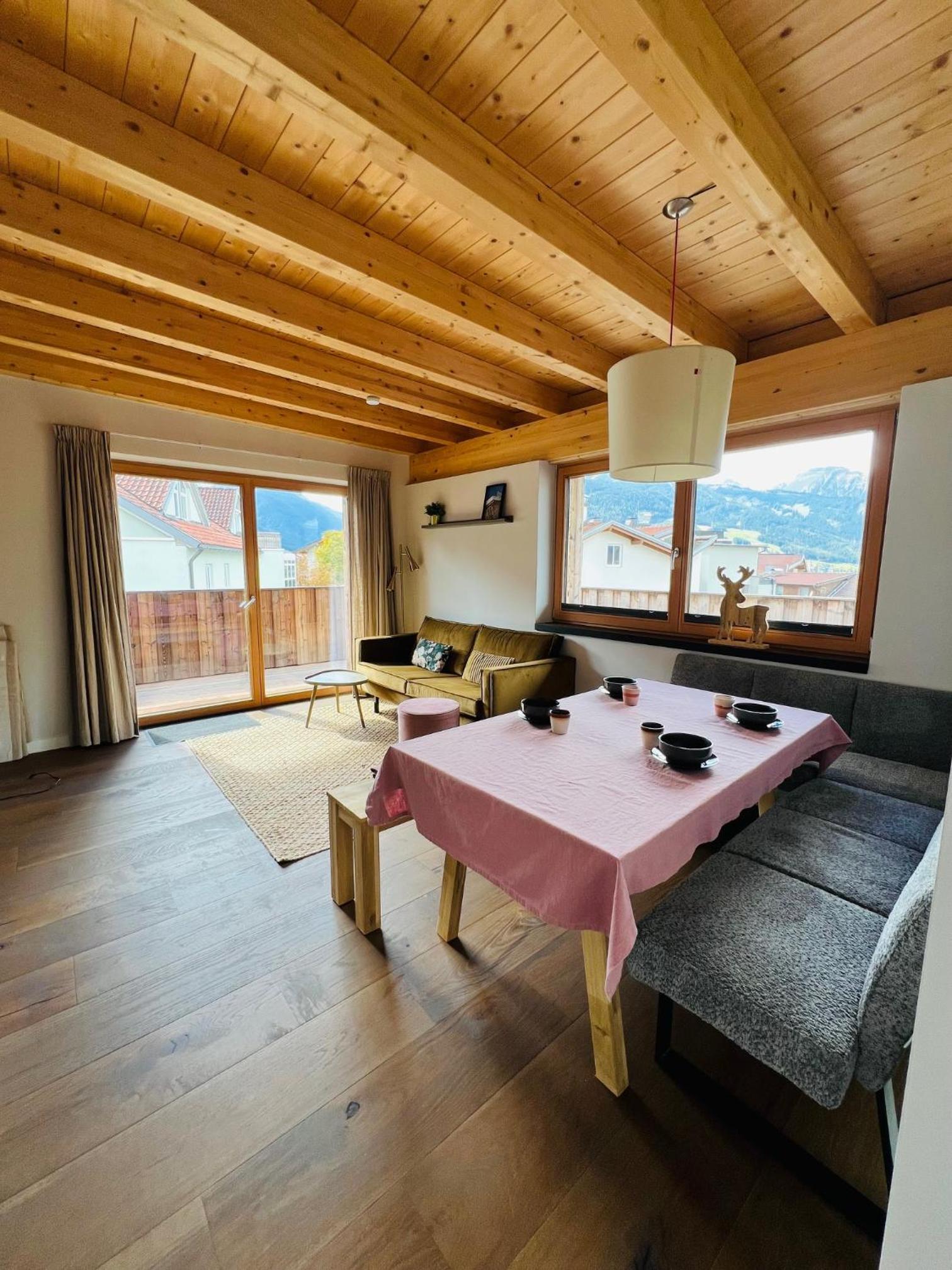 Chic lodge-apartments