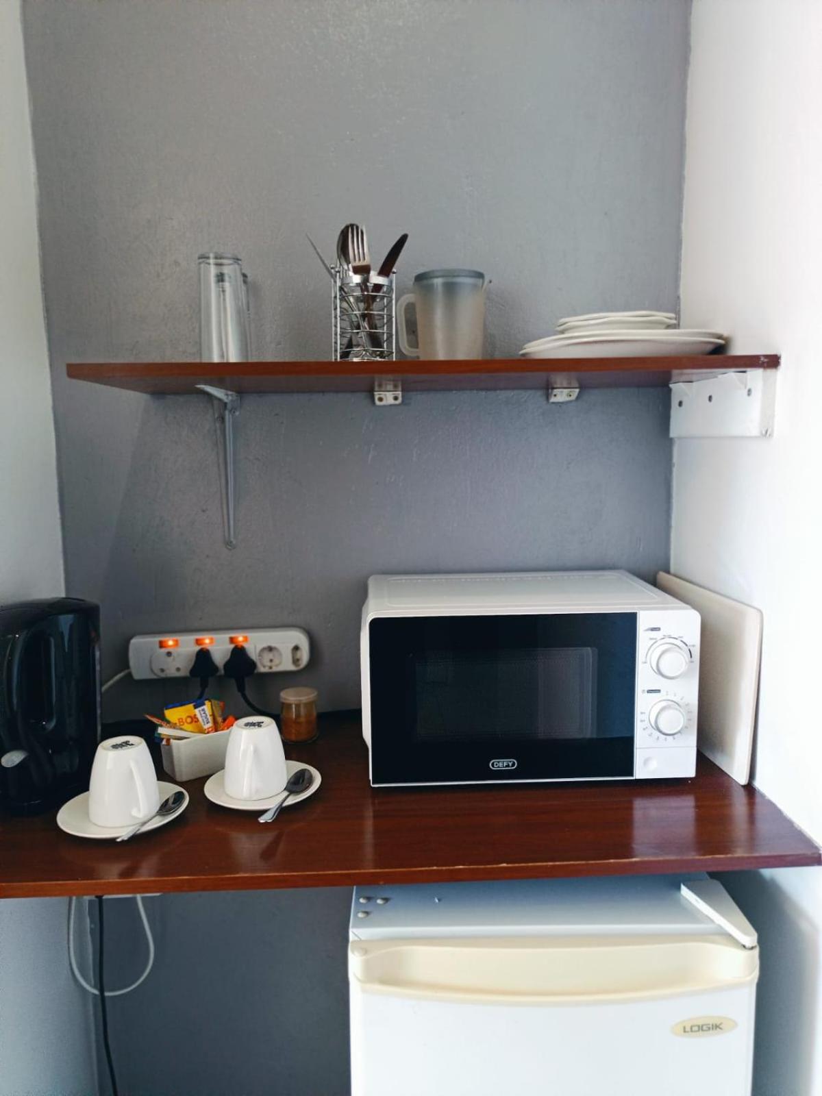 21 On Coetzee Guest House