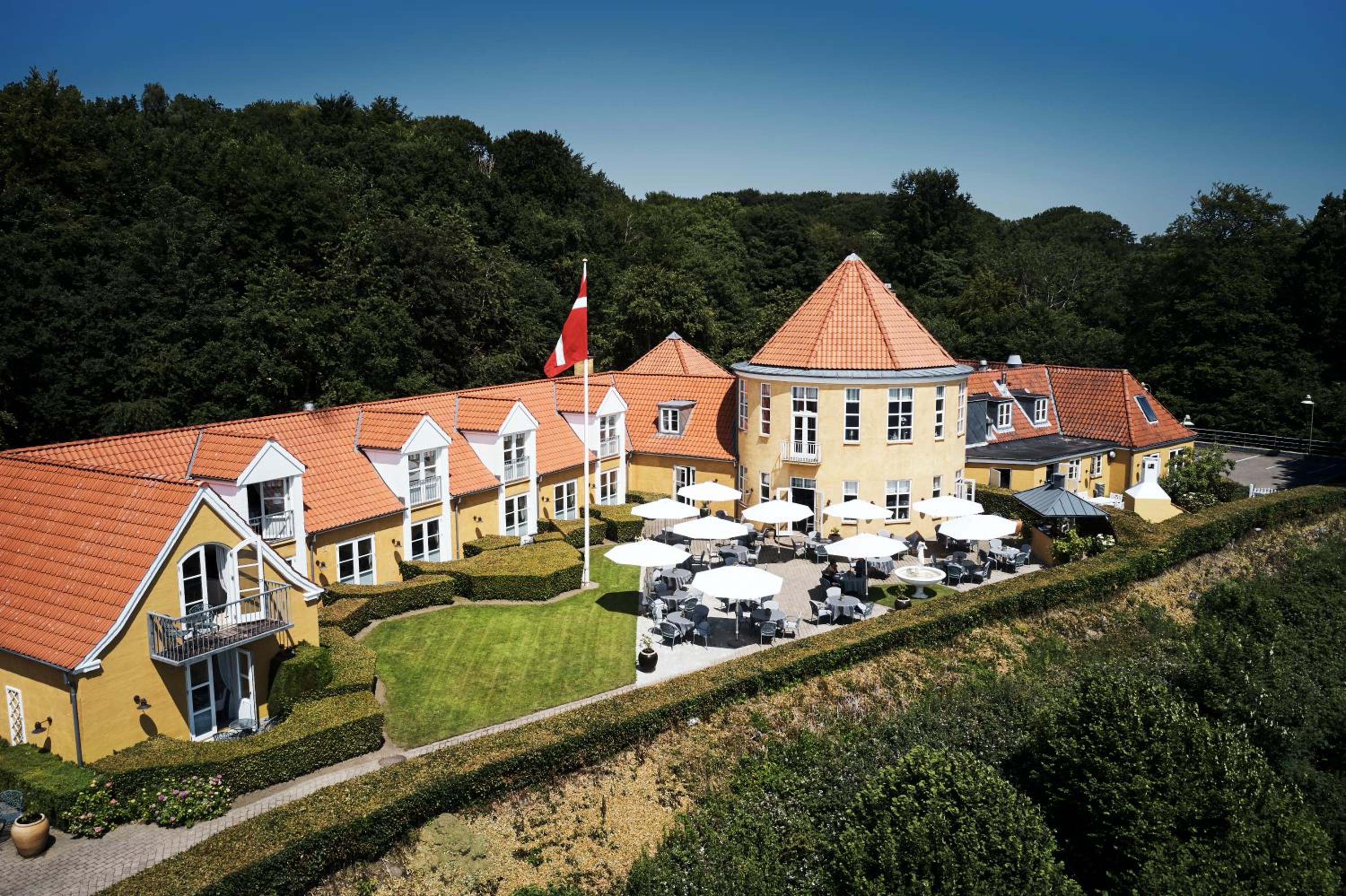 Hotel Fakkelgaarden Hotel & Restaurant ApS - Image 1