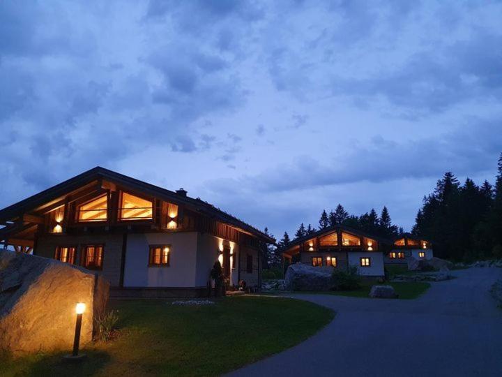 Dreisessel-Chalets im bayerischen Wald - Chalet Hochstein - mit Whirlpool-Sauna-Kamin