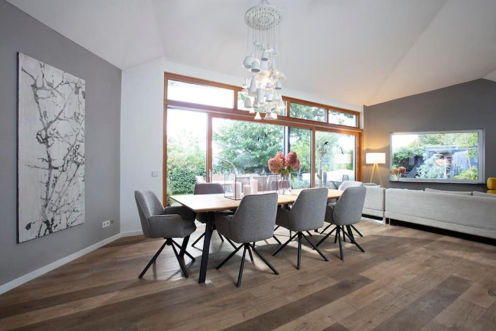 Ferienhaus Oak Tree Natur, Sauna & Whirlpool