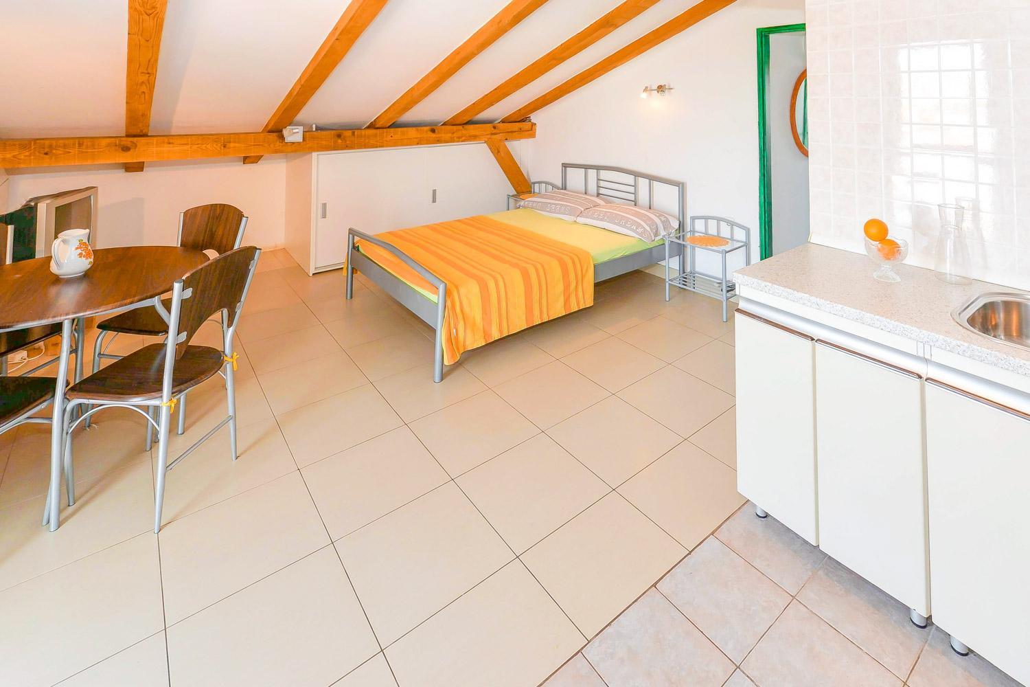 Apartments Goga