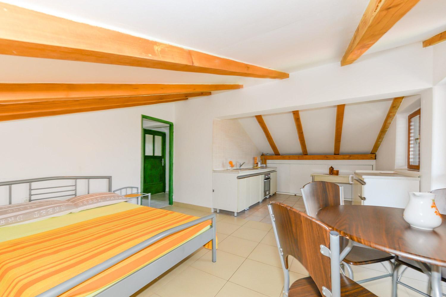 Apartments Goga