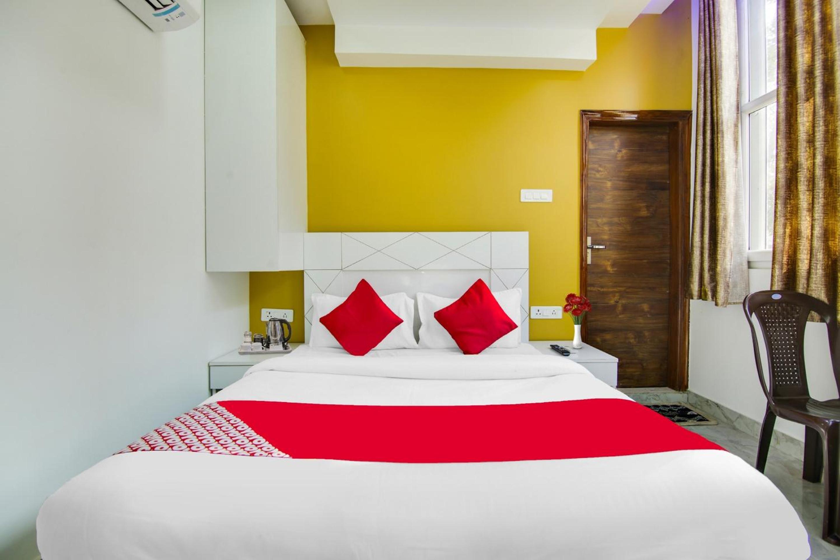 Photo 10