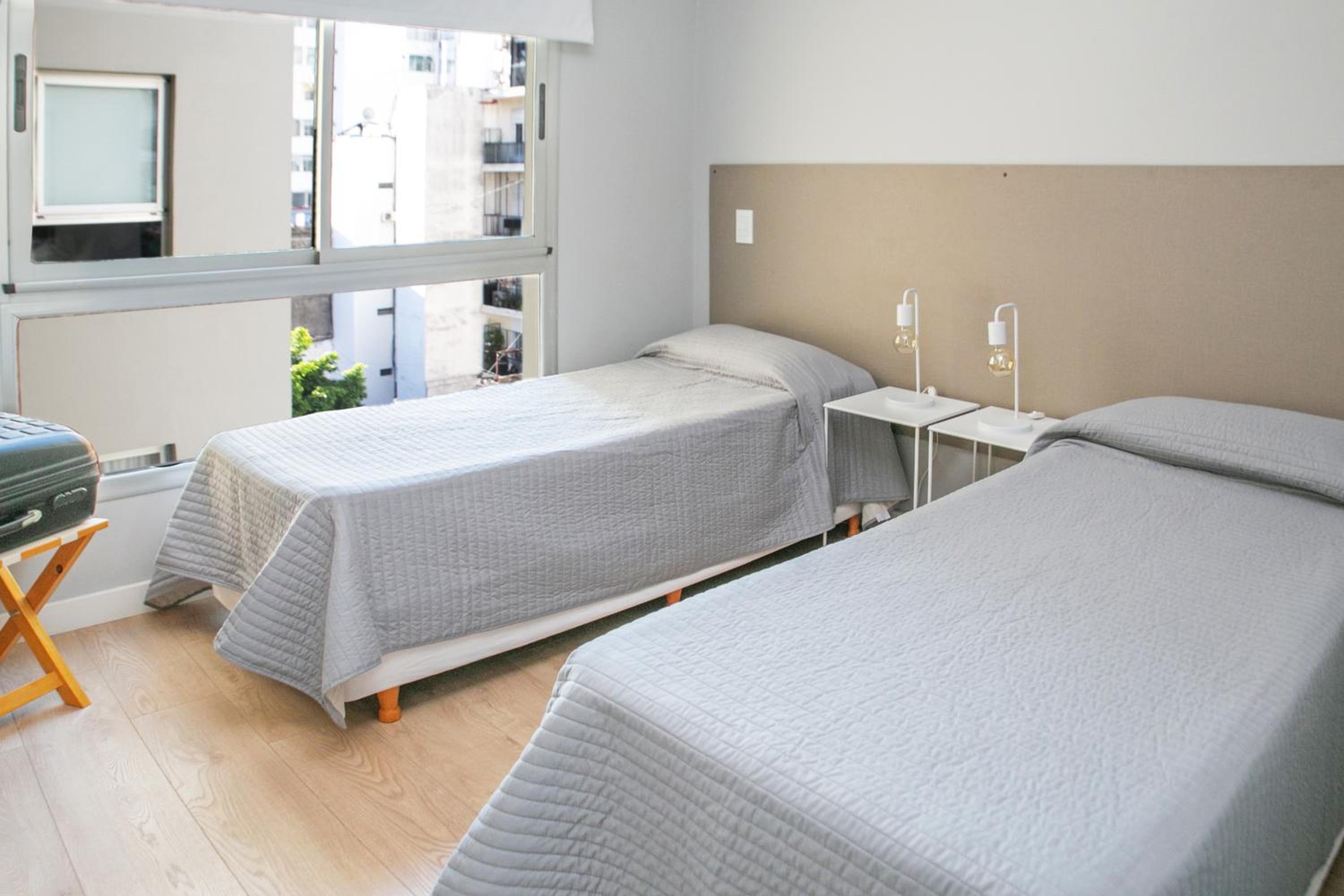 Departamento a pasos del Hospital -G3-