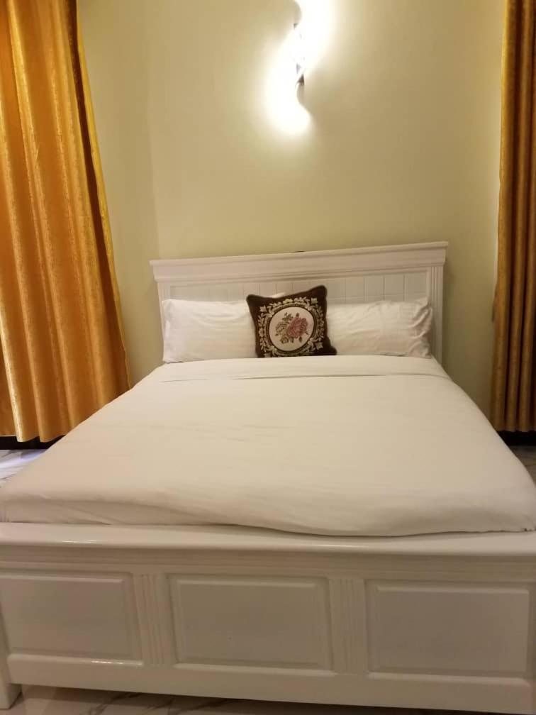 Neriah apartments
