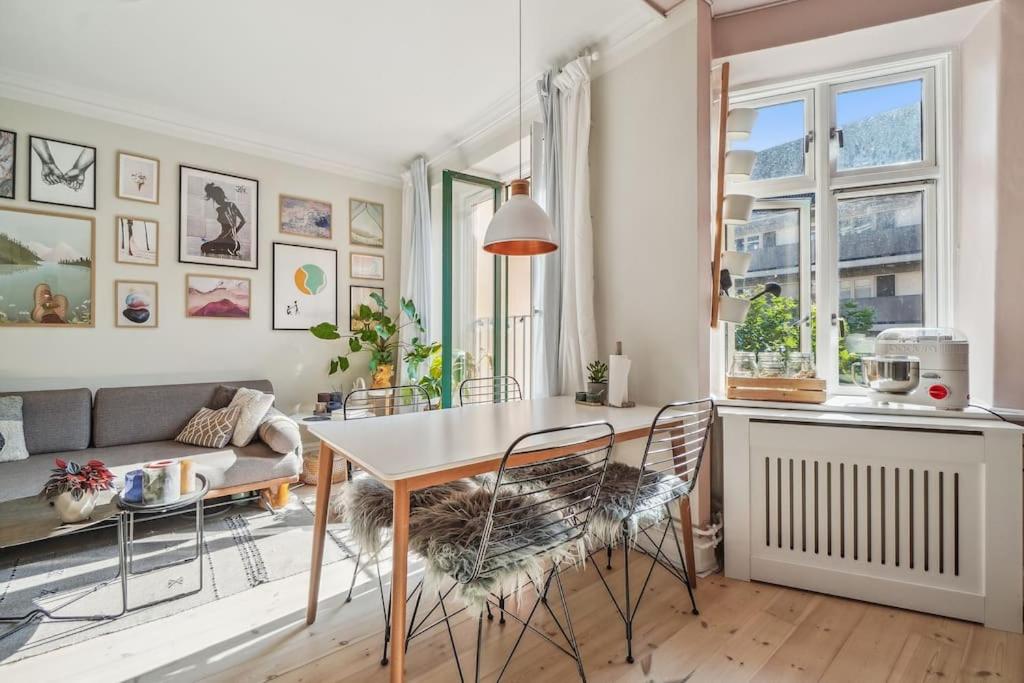Nyistandsat 1BR Lejlighed i Hjertet af Nørrebro
