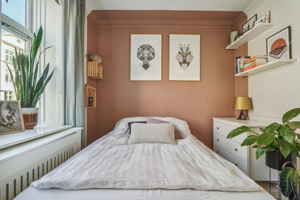 Nyistandsat 1BR Lejlighed i Hjertet af Nørrebro