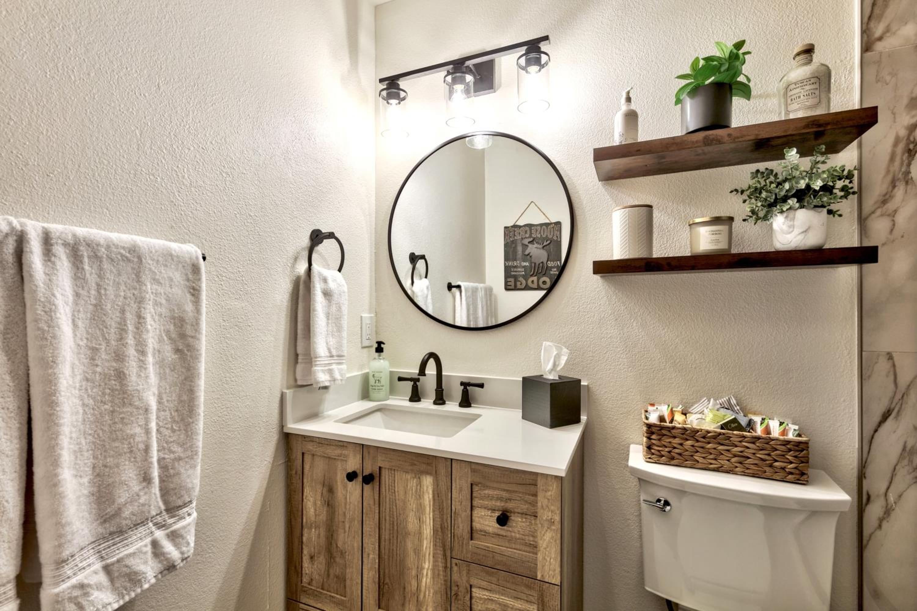 TML 04 - Beautiful 1 BR Condo in Tahoe City view 4