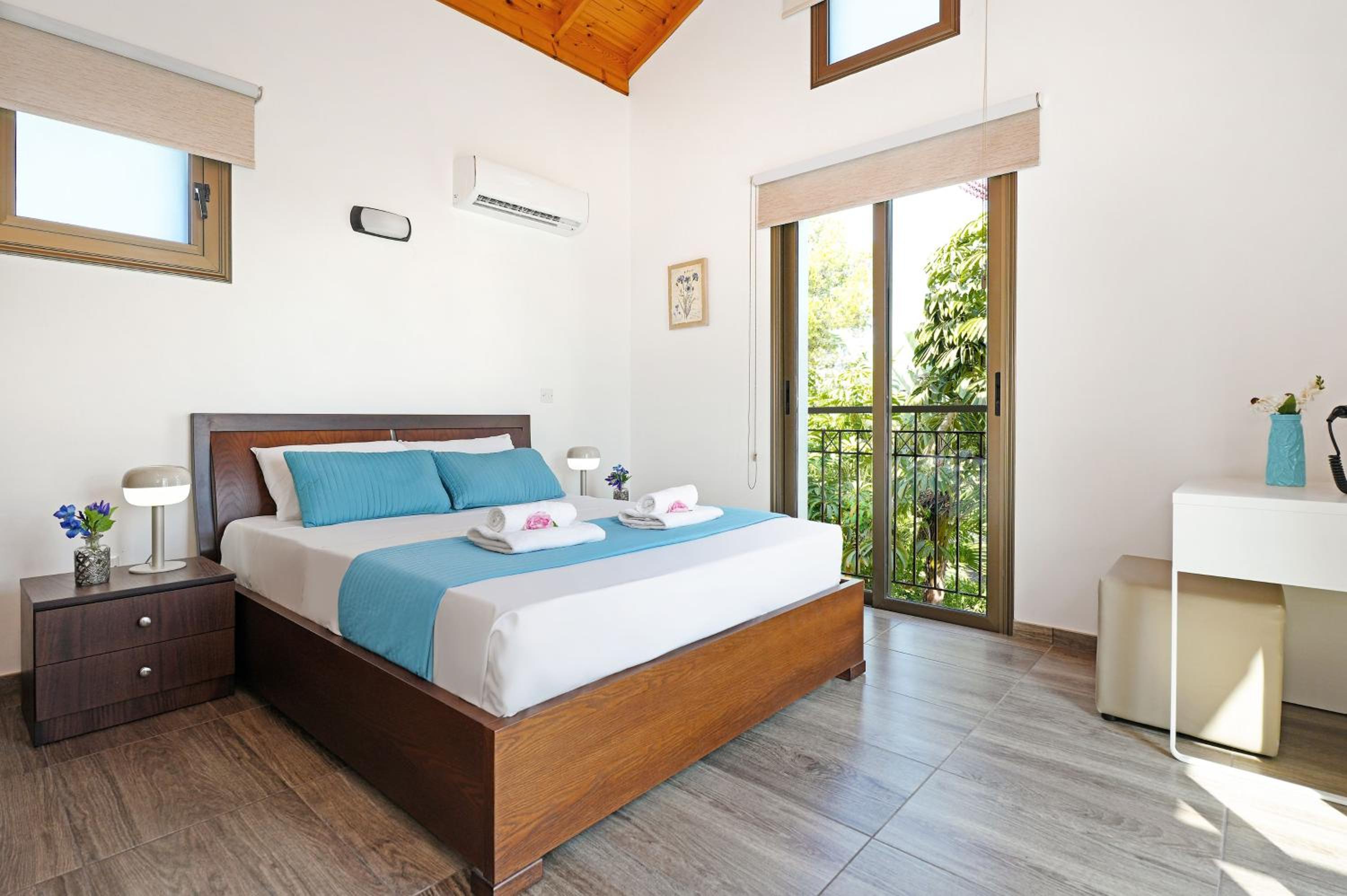 Villa Evia - Walking to Med Sea