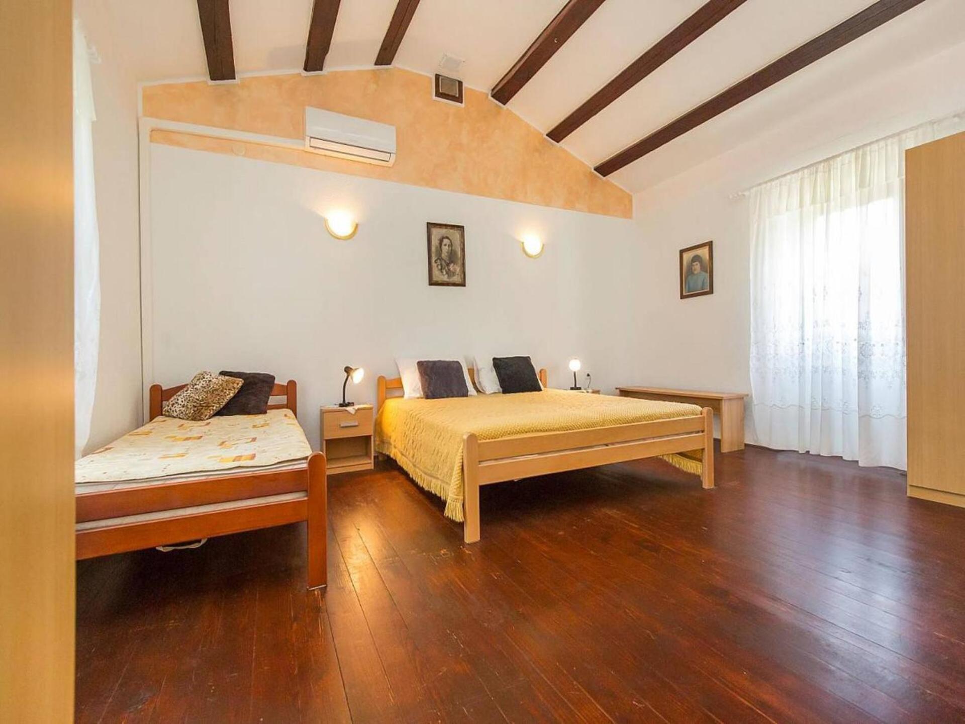 House Justina -Labin-quiet place