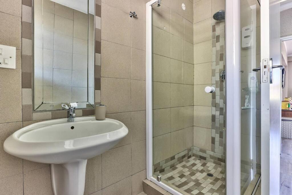 Devonshire Apartment in Green Point