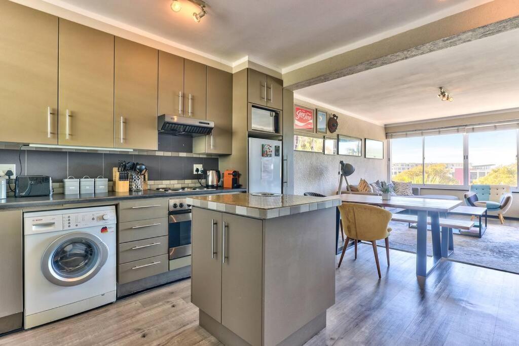 Devonshire Apartment in Green Point