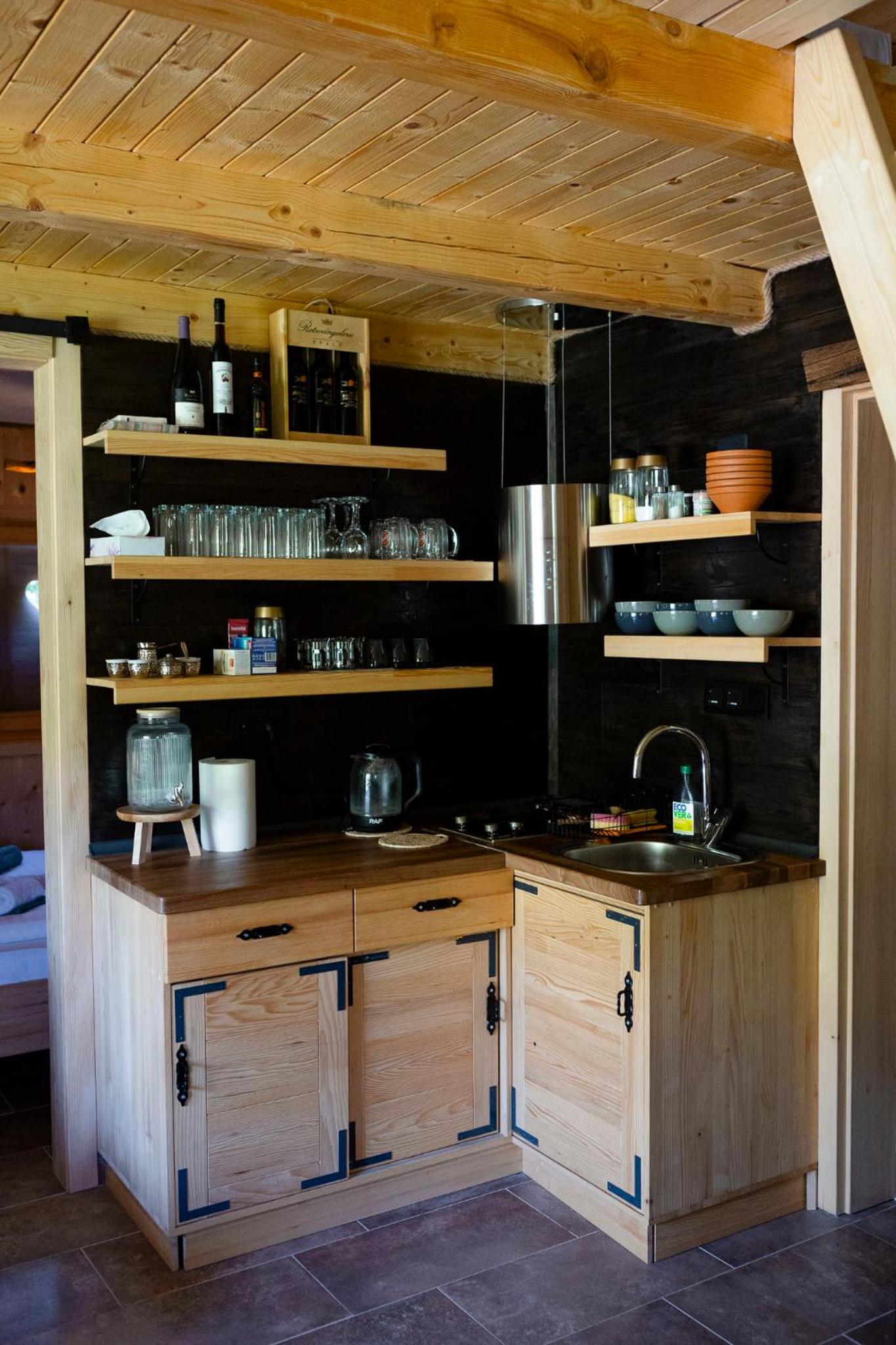 Riverside Cabin Pisak