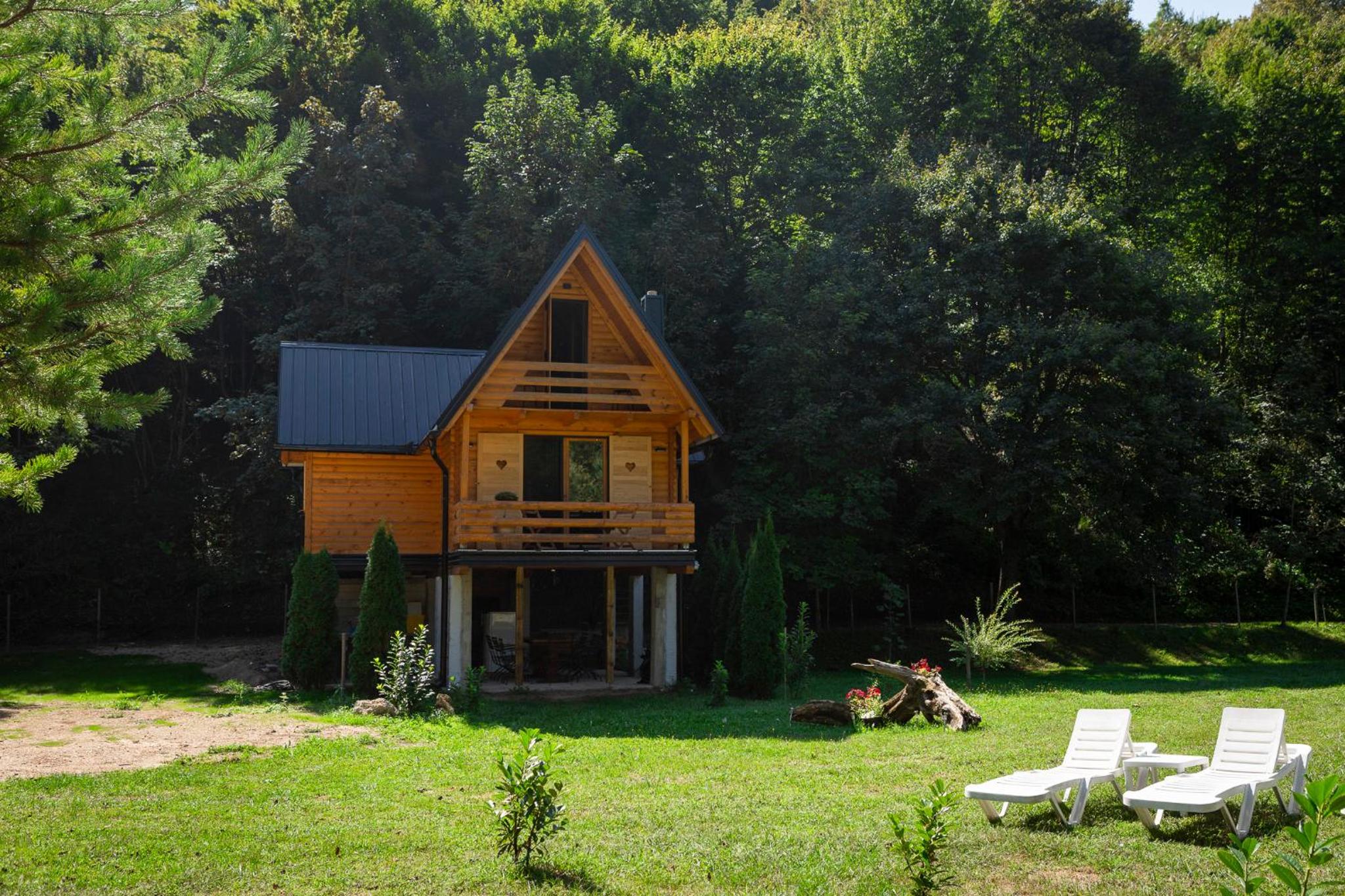 Riverside Cabin Pisak