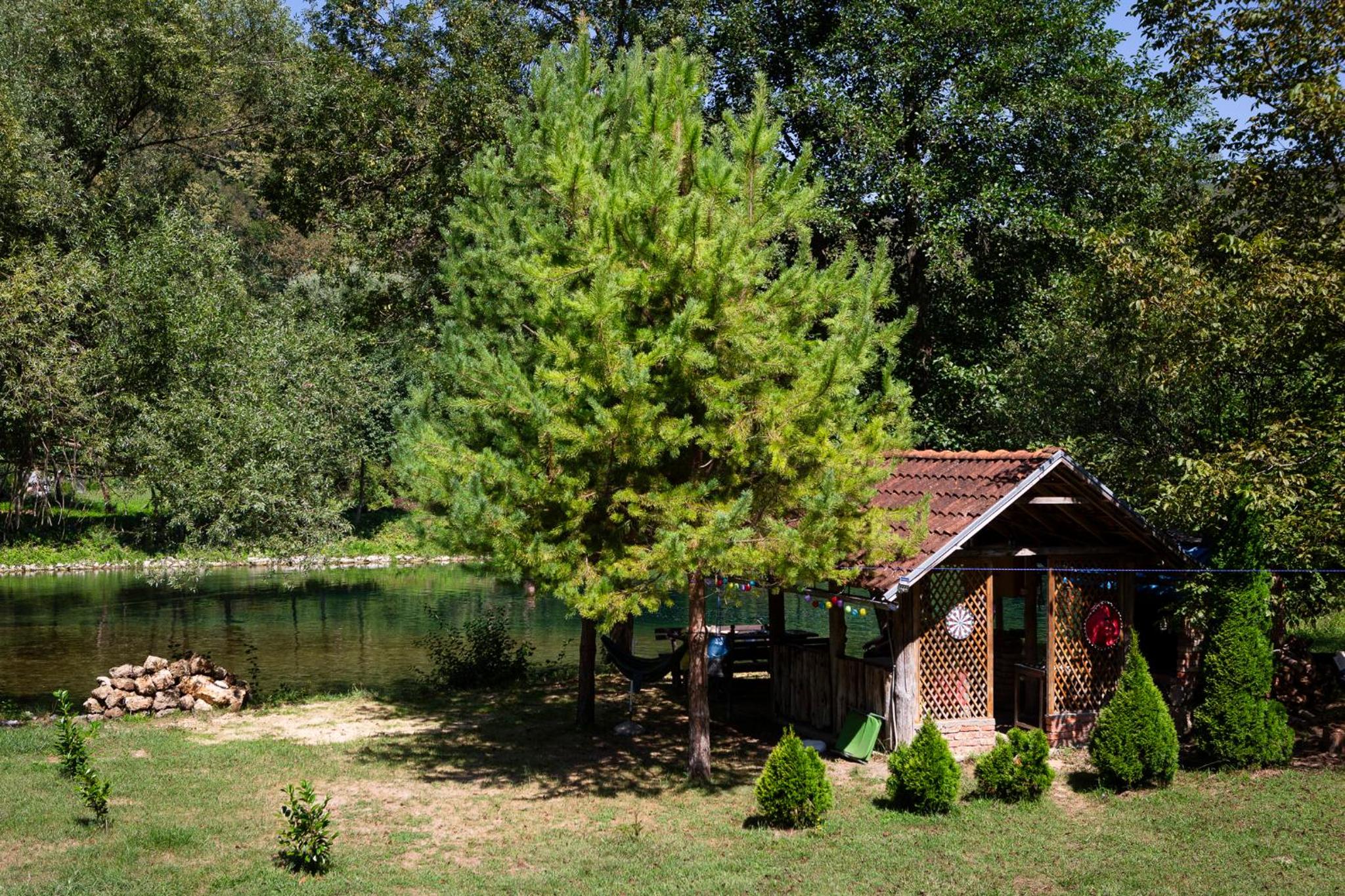 Riverside Cabin Pisak