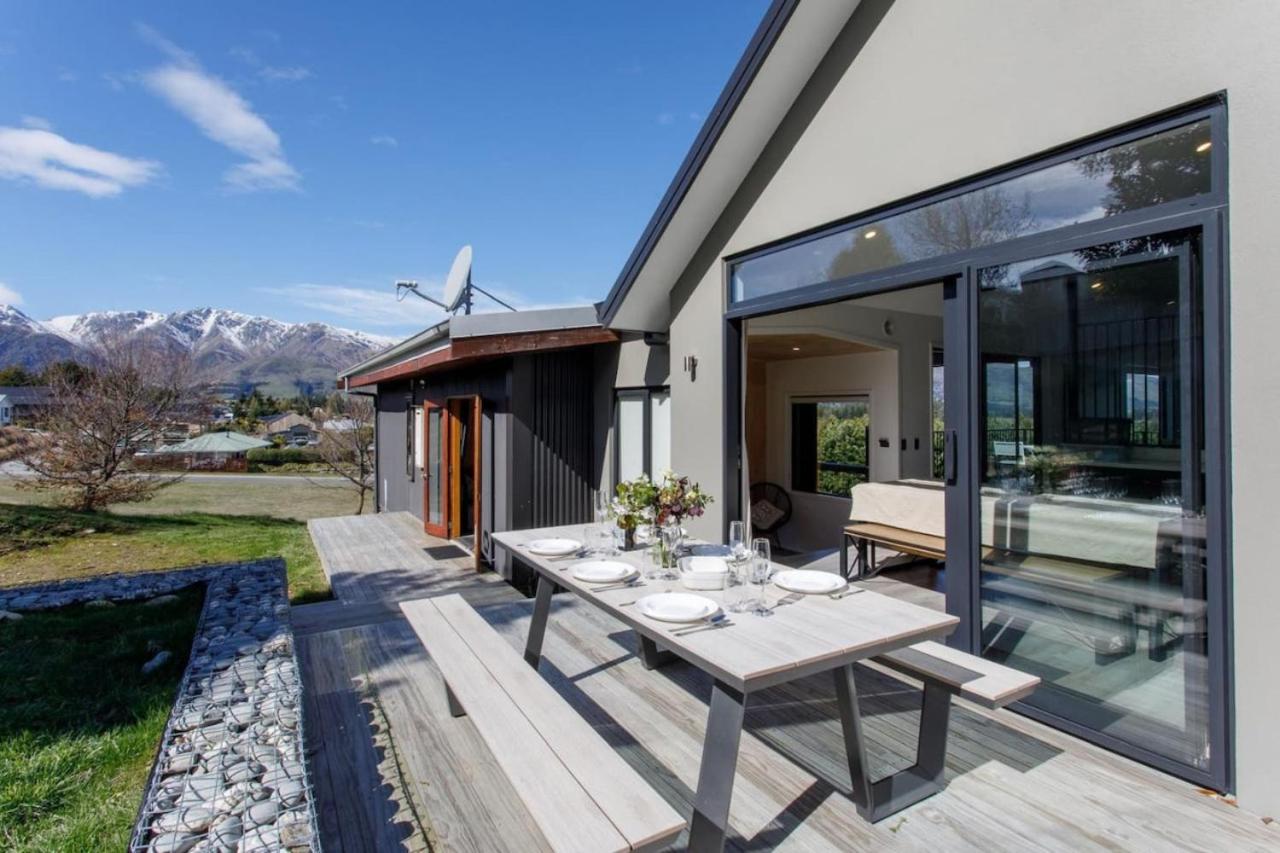 Grandview Vista - Lake Hawea view 2