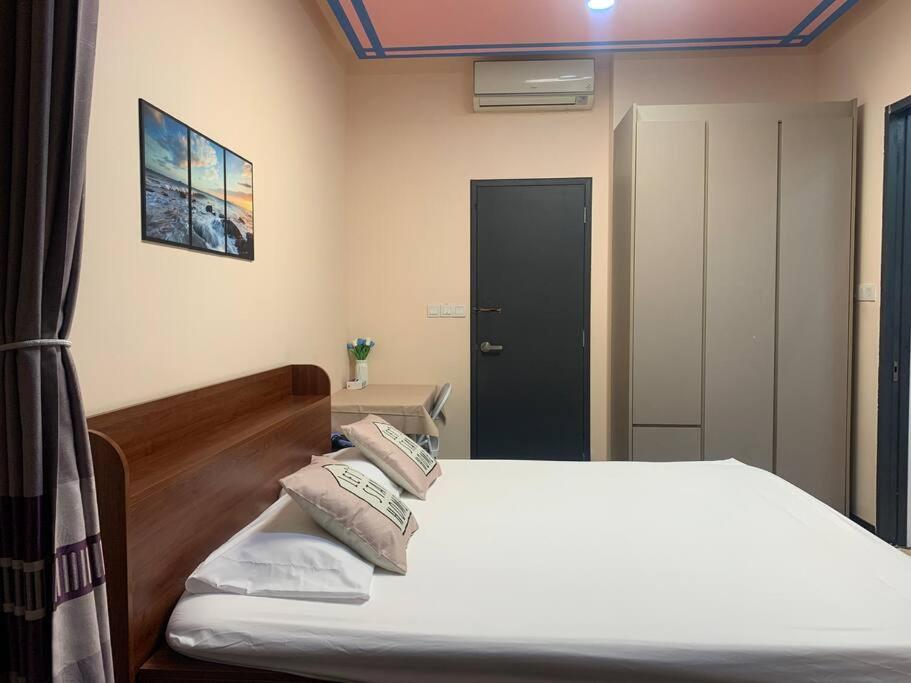 V Residence Suites 5-6pax 3R1B Linked to Sunway Velocity Mall MRT LRT Maluri & Cochrane KLCC View Kuala Lumpur