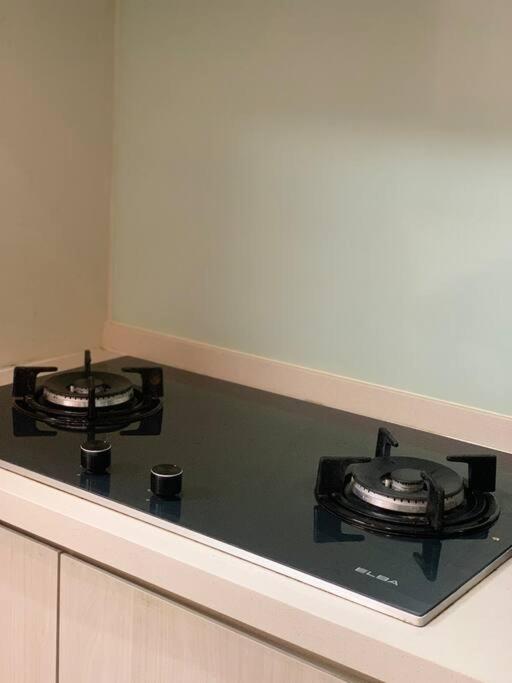V Residence Suites 5-6pax 3R1B Linked to Sunway Velocity Mall MRT LRT Maluri & Cochrane KLCC View Kuala Lumpur