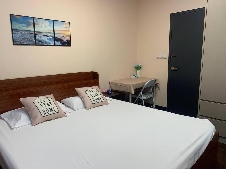V Residence Suites 5-6pax 3R1B Linked to Sunway Velocity Mall MRT LRT Maluri & Cochrane KLCC View Kuala Lumpur