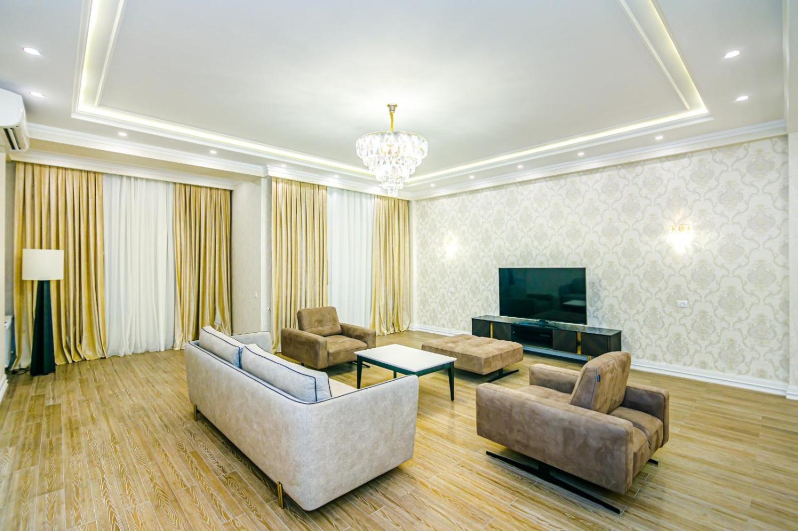 VIP Apartment Near Hiltton