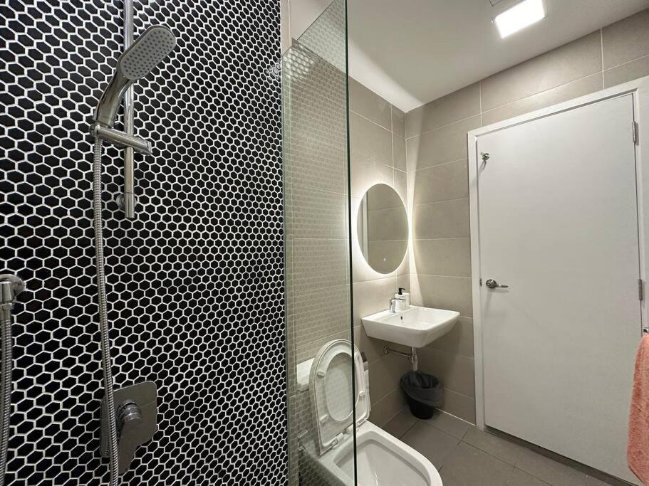 Continew Residences by Romeo Bnb