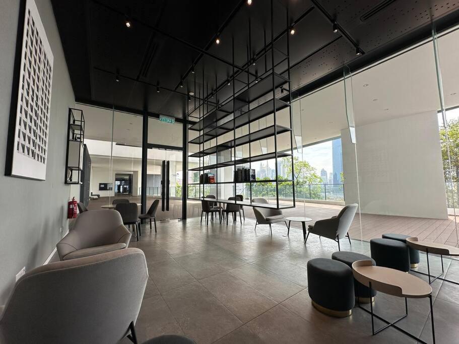 Continew Residences by Romeo Bnb