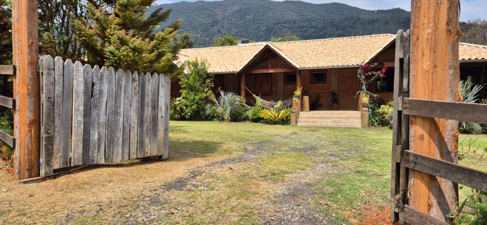 Refúgio Mantiqueira - Parte Alta Parque Nacional Itatiaia