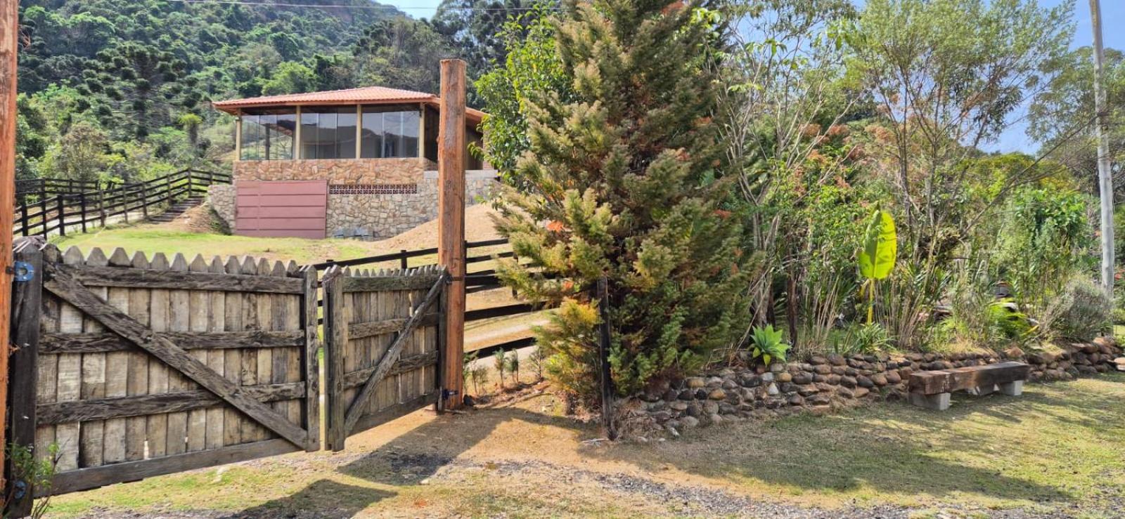 Refúgio Mantiqueira - Parte Alta Parque Nacional Itatiaia