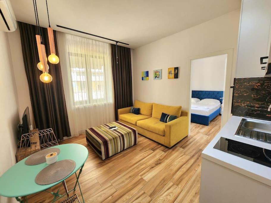 Shallvaret Center Apartment