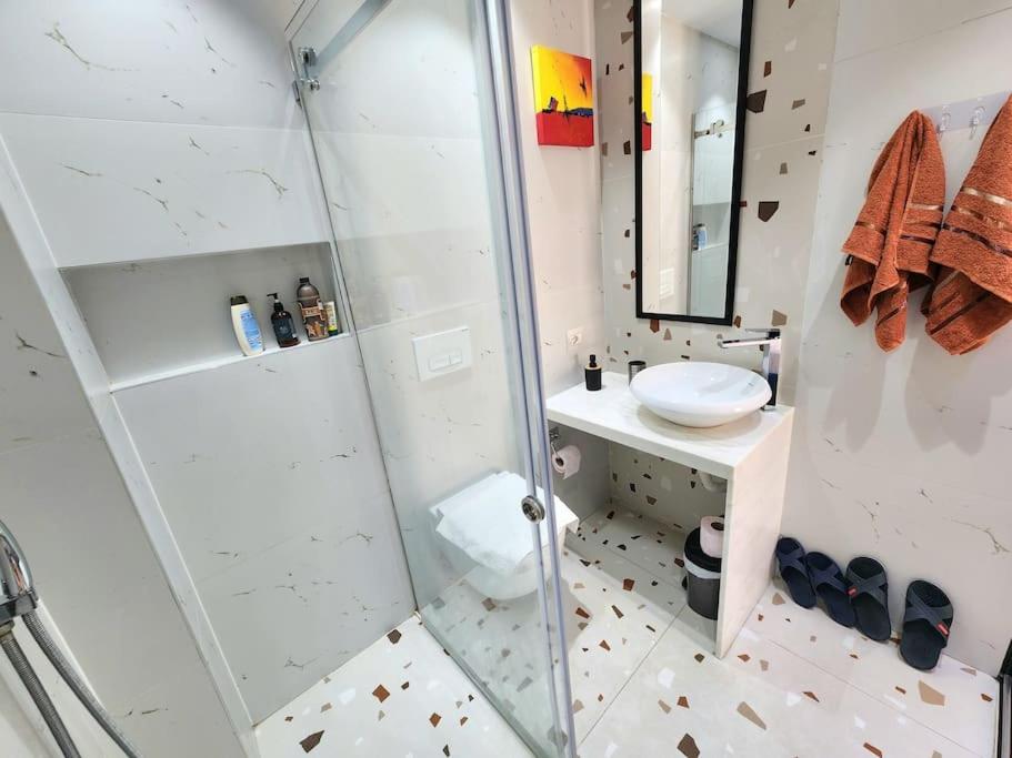 Shallvaret Center Apartment