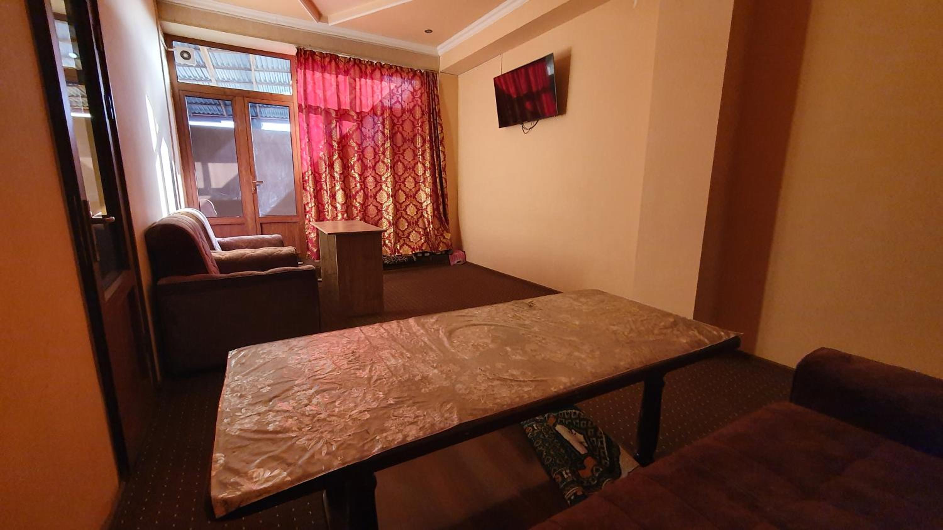 Photo 6