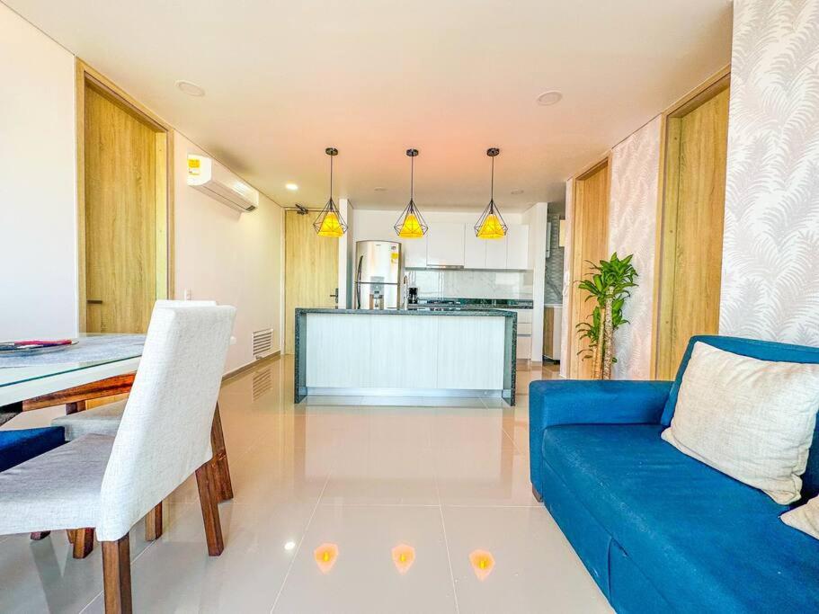 Moderno Apartamento Frente Al Mar
