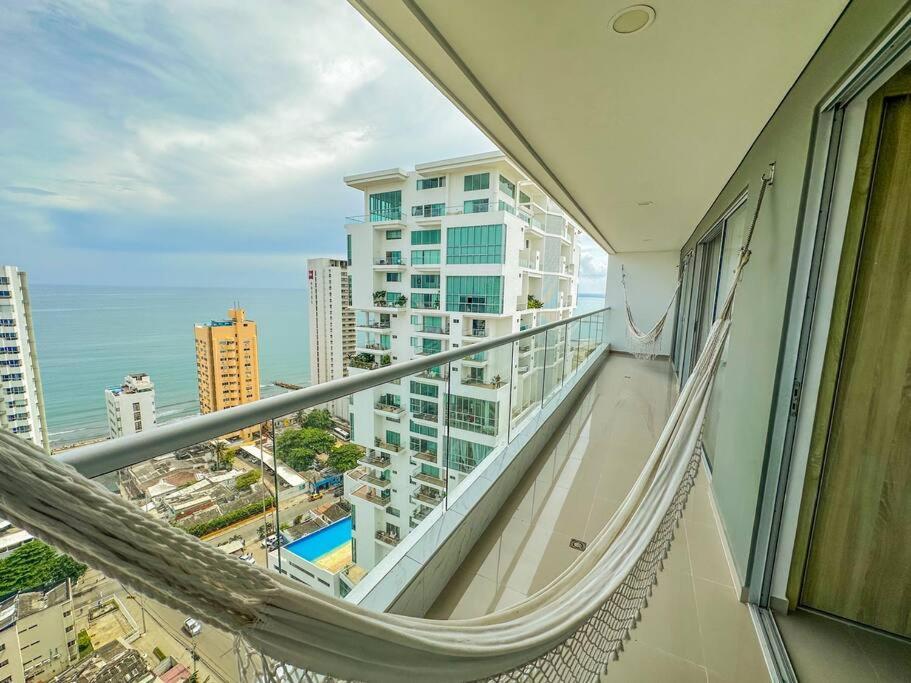 Moderno Apartamento Frente Al Mar